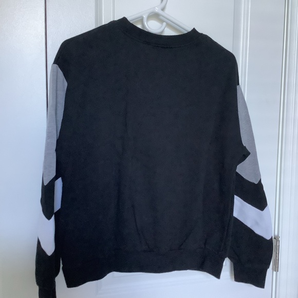 Friends Black and Gray Sweatshirt - Picture 2 of 5